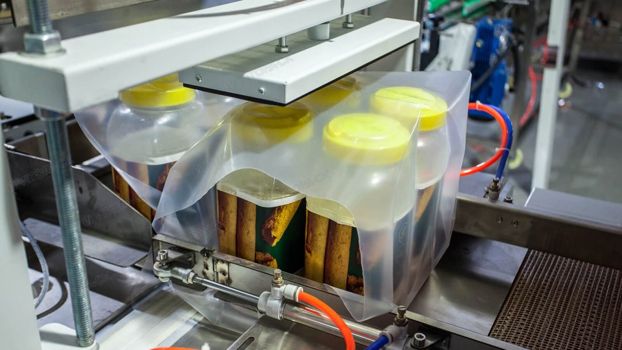 7.Side-Feed Sleeve-Type Shrink Film Packaging Machine-Cereal filling line 25056